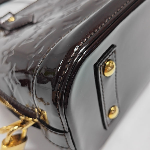 Authenticated pre-owned ALMA BB Patent Leather Red - Crossbody Bag at Looply