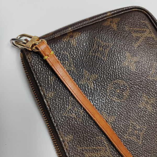 ACCESSOIRES Monogram Coated Canvas Brown