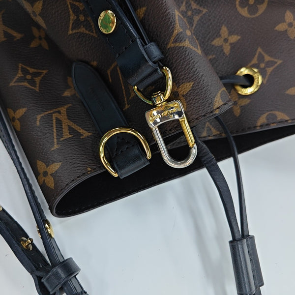 NÉONOÉ MM Monogram Coated Canvas Brown