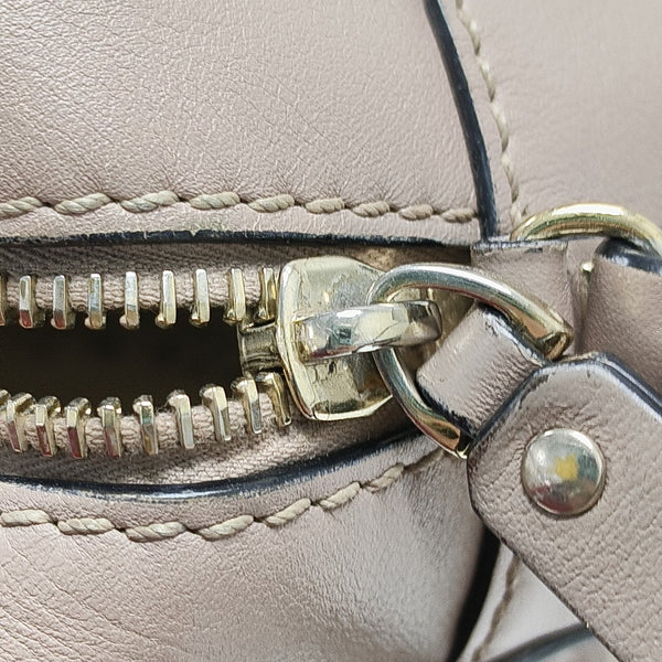 Rockstud Calfskin Beige