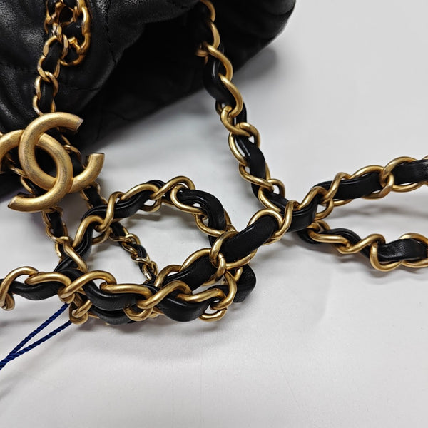 DRAWSTRING Quilted Lambskin Black