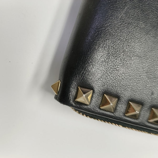 Rockstud Calfskin Black Wallet