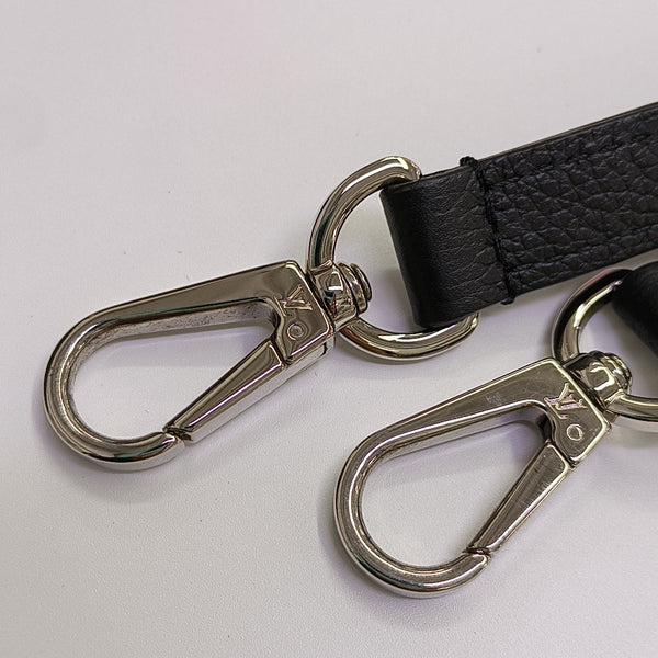LOCKME EVER MM Calfskin Black