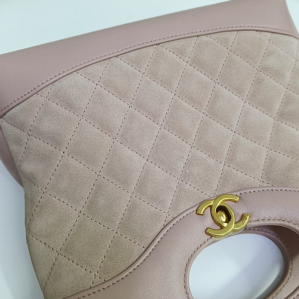 CHANEL 31 Quilted Suede Pink