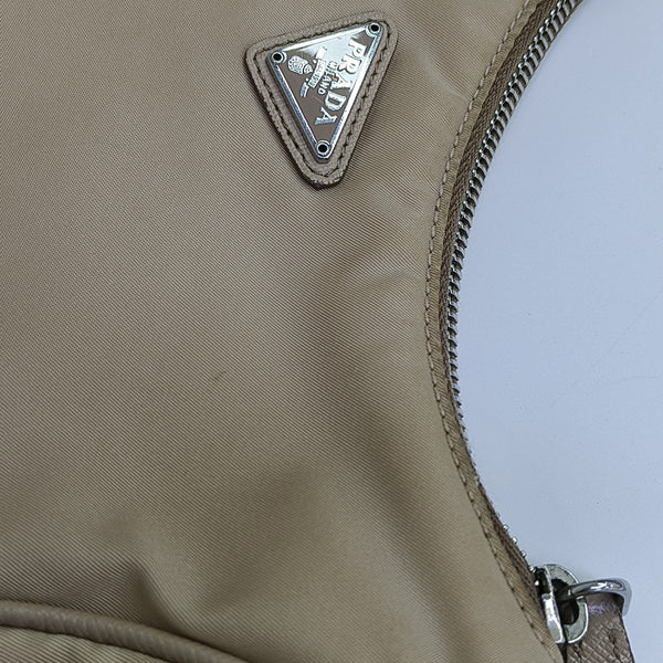 Re-Edition2005 Nylon Beige