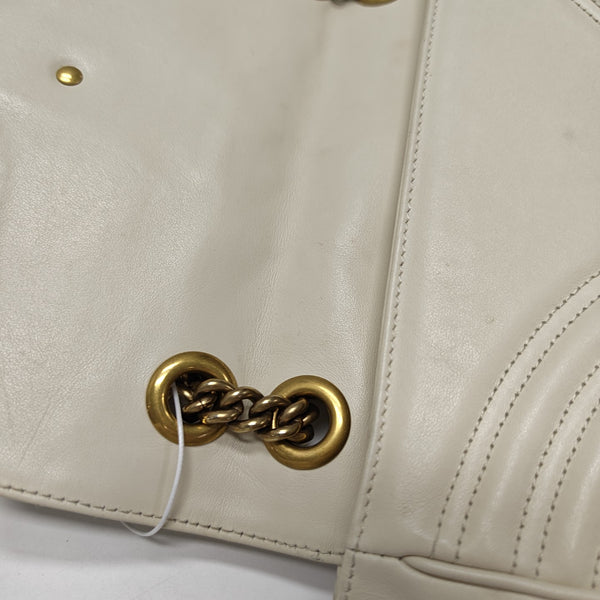 GG Marmont Medium Quilted Calfskin White