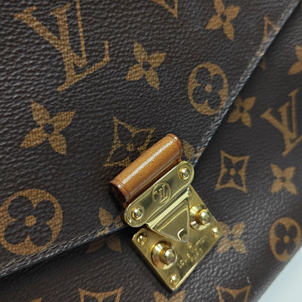 MÉTIS MM Lona Monogram Revestida Marrón