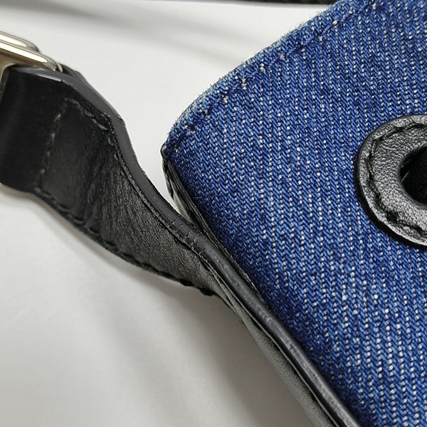 Canvas Blue