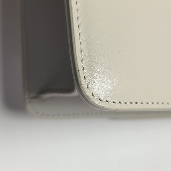 30 Montaigne Calfskin White