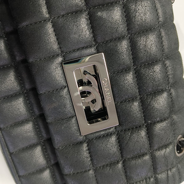 Quilted Calfskin Shoulder Bag Black