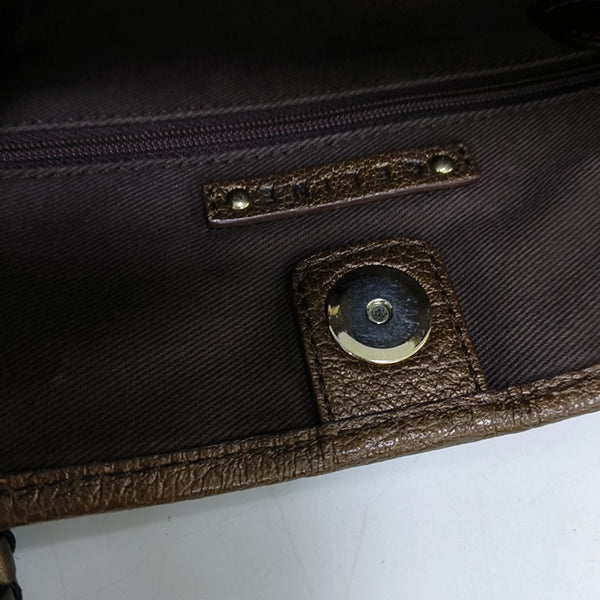 Canvas Brown