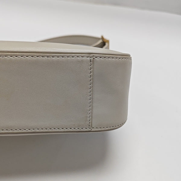 LE 5 À 7 Small Calfskin White