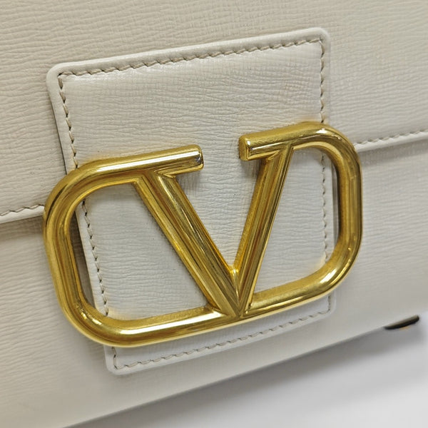 Stud Sign Calfskin White