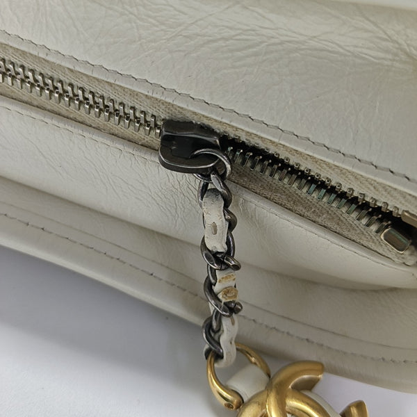 GABRIELLE Small Quilted Calfskin White