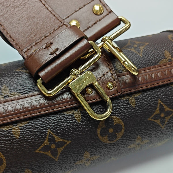 PAPILLON 19 Monogram Coated Canvas Brown