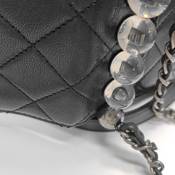 CLASSIC VERTICAL PEARL Quilted Lambskin Black