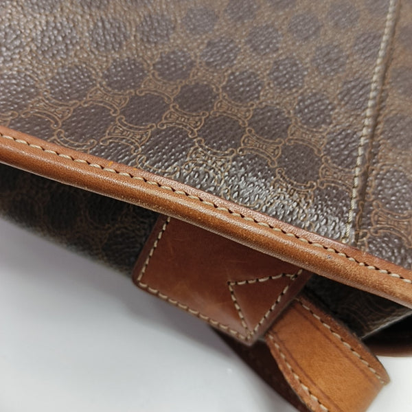 Coated Canvas Brown