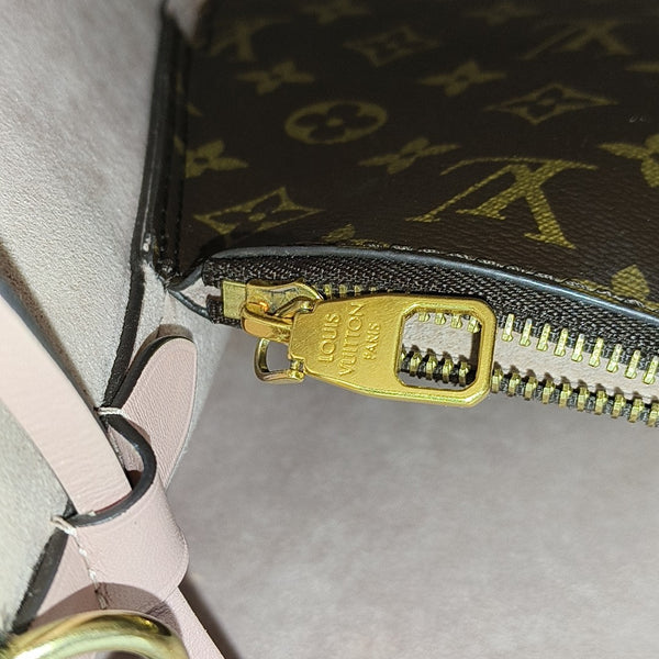 NÉONOÉ MM Monogram Coated Canvas Brown