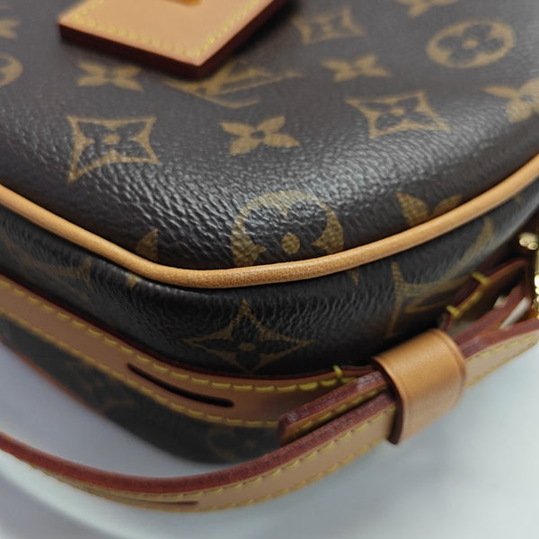 BOITE CHAPEAU MM Monogram Coated Canvas Brown