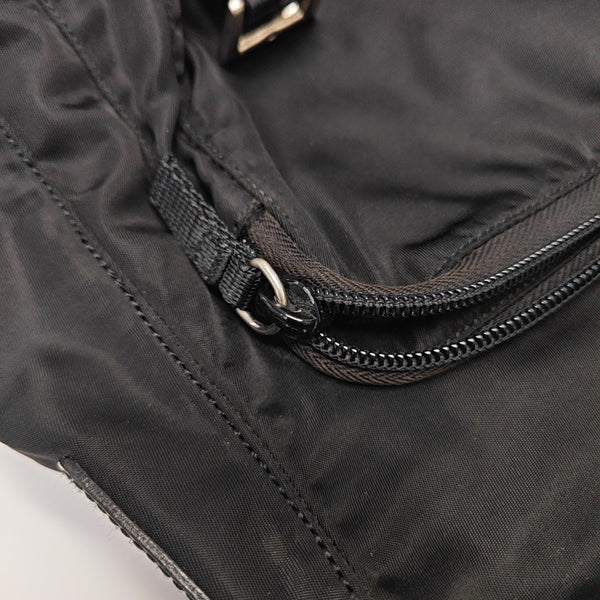 Vela Messenger Bag Nylon Black