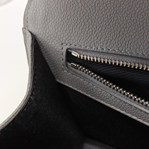 Diorama Medium Cannage Calfskin Gray
