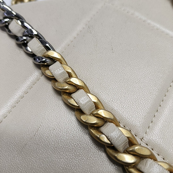 CHANEL 19 WOC Quilted Lambskin Beige