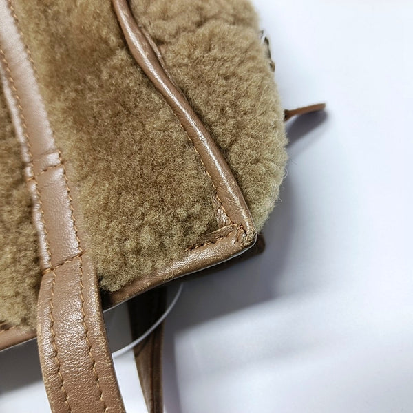 Authenticated pre-owned Bazar Fur Brown - Tote Bag at Looply
