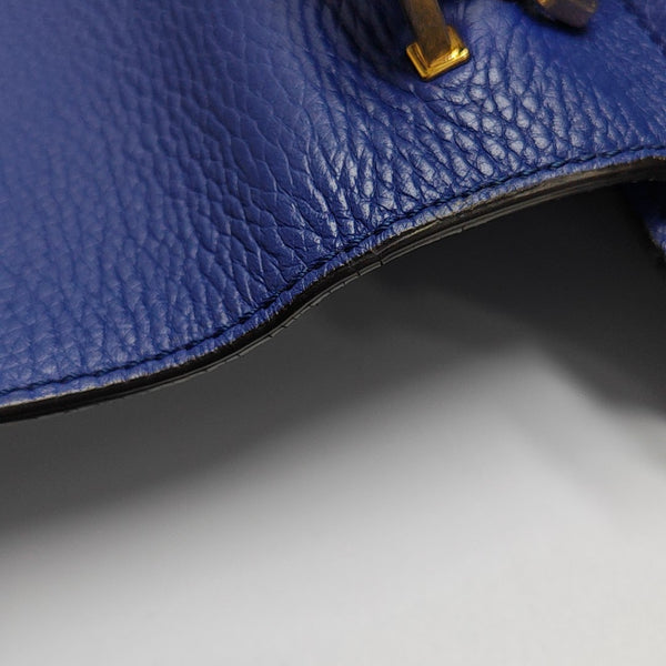 TRAPEZE Medium Calfskin Blue