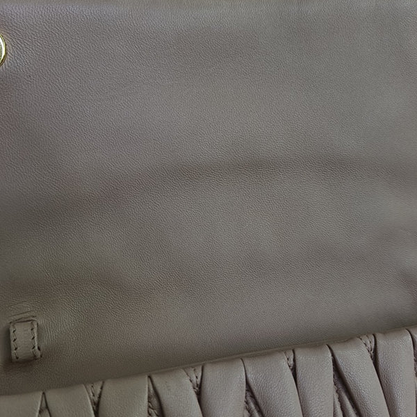 Quilted Lambskin Shoulder Bag Pink