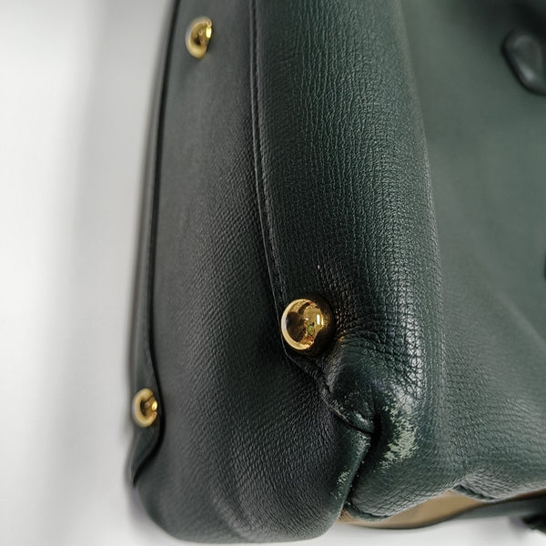 The Banner Medium Calfskin Green