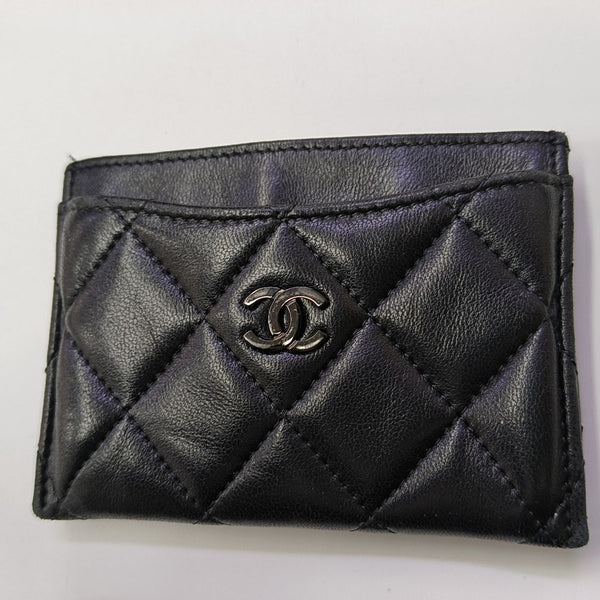 CLASSIC FLAP Quilted Lambskin Black Card Holder