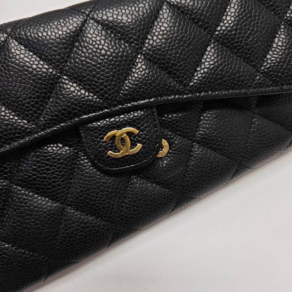 CLASSIC FLAP Mini Quilted Grained Calfskin Black Wallet