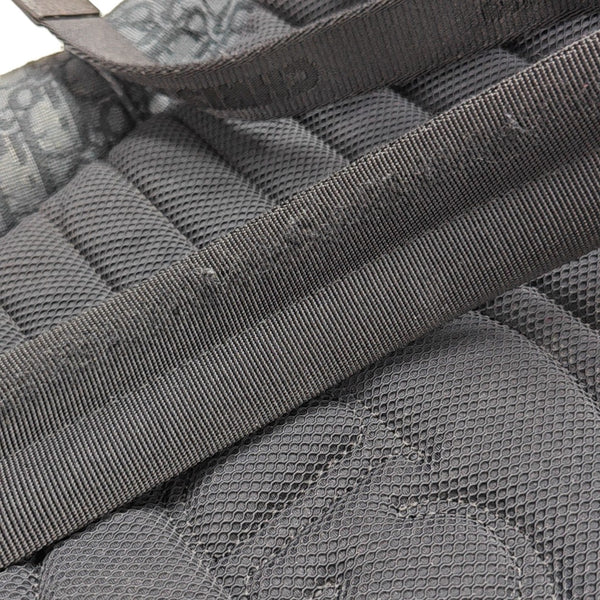 Rider Oblique Canvas Black
