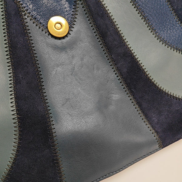 Faye Medium Calfskin Blue