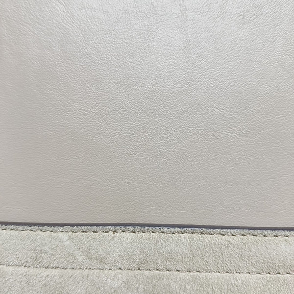 Faye Medium Calfskin Gray