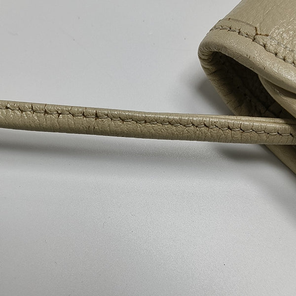 Calfskin White