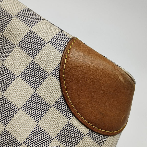 HAMPSTEAD MM Damier Azur Coated Canvas White