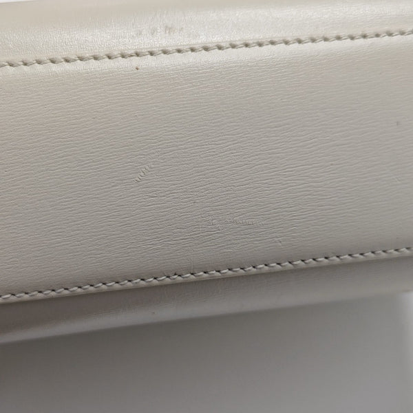 MANHATTAN Medium Calfskin White