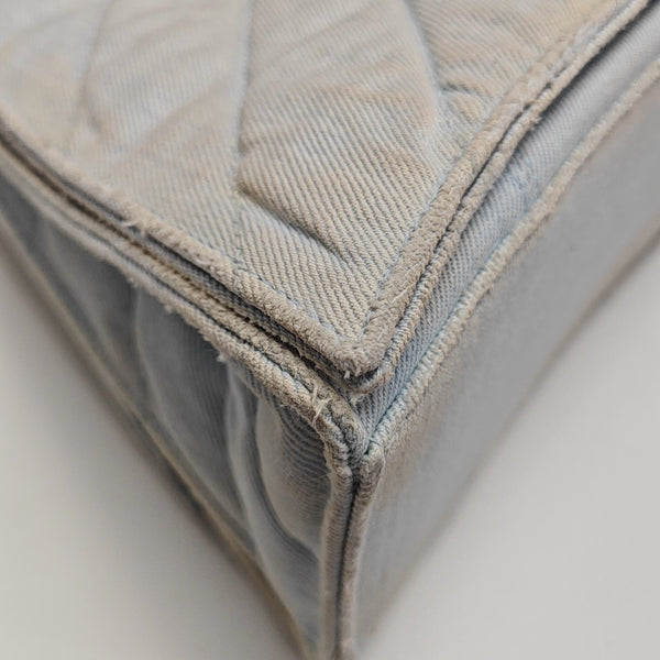 Crush Medium Quilted Denim Blue