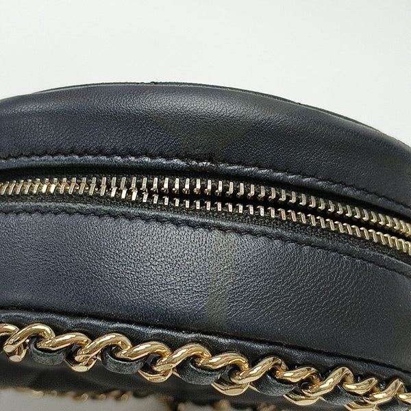 Quilted Lambskin Shoulder Bag Black