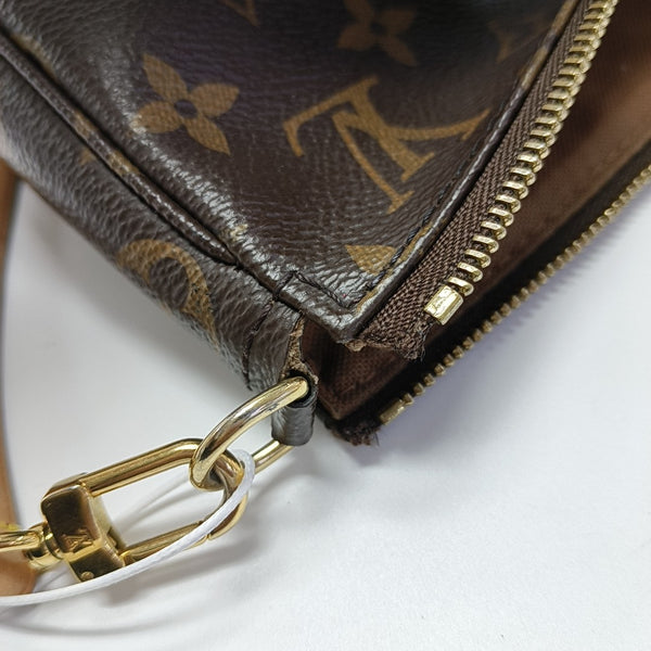 ACCESSOIRES GM Monogram Coated Canvas Brown