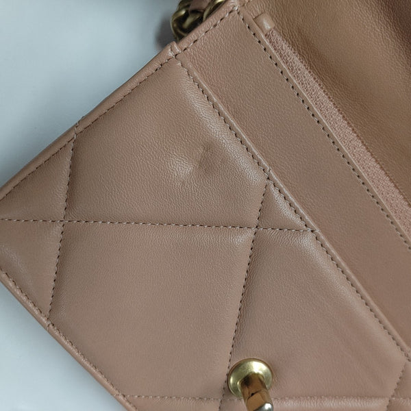 CHANEL 19 WOC Quilted Lambskin Pink