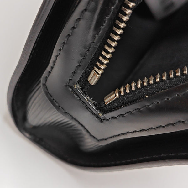 Epi Clutch Black