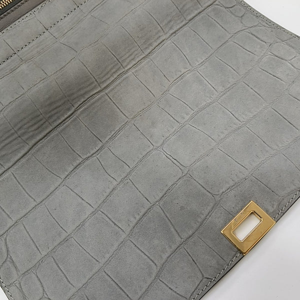 TRAPEZE Medium Suede Gray