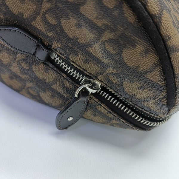 Oblique Coated Canvas Brown