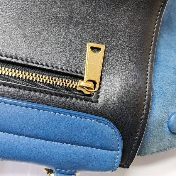 TRAPEZE Small Calfskin Blue