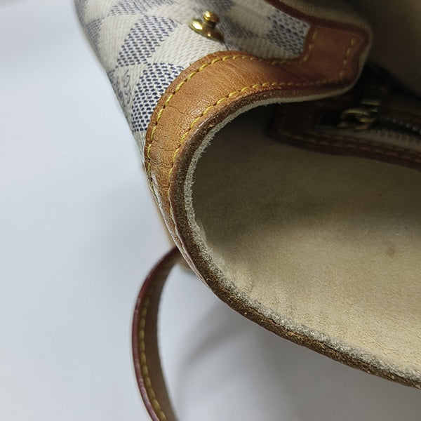 HAMPSTEAD MM Damier Azur Coated Canvas White