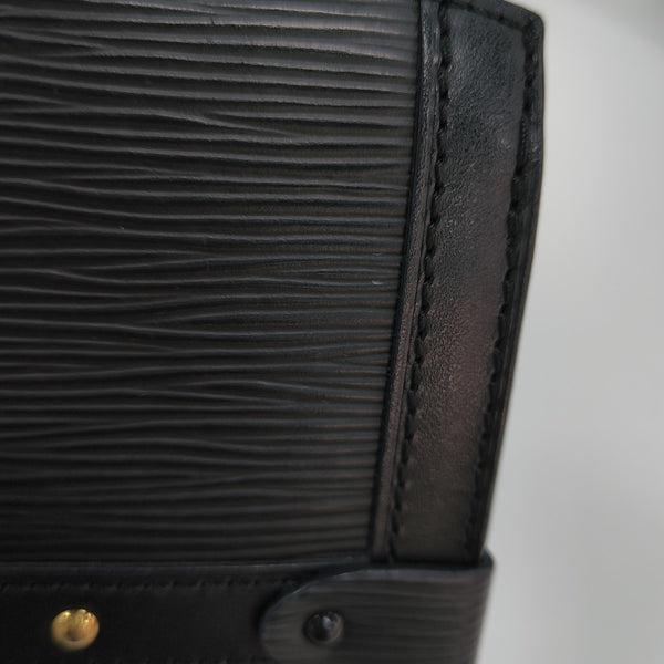 TRUNK Epi Black