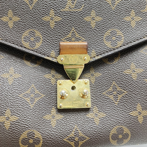 MÉTIS MM Monogram Coated Canvas Brown