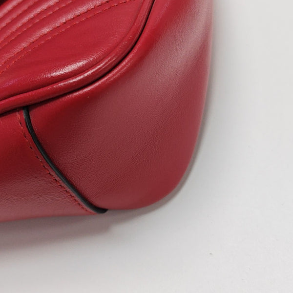 Authenticated pre-owned GG Marmont Medium Quilted Calfskin Red - Shoulder Bag at Looply